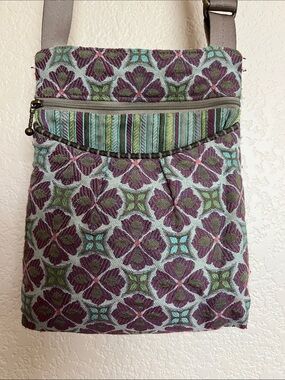 Maruca crossbody
